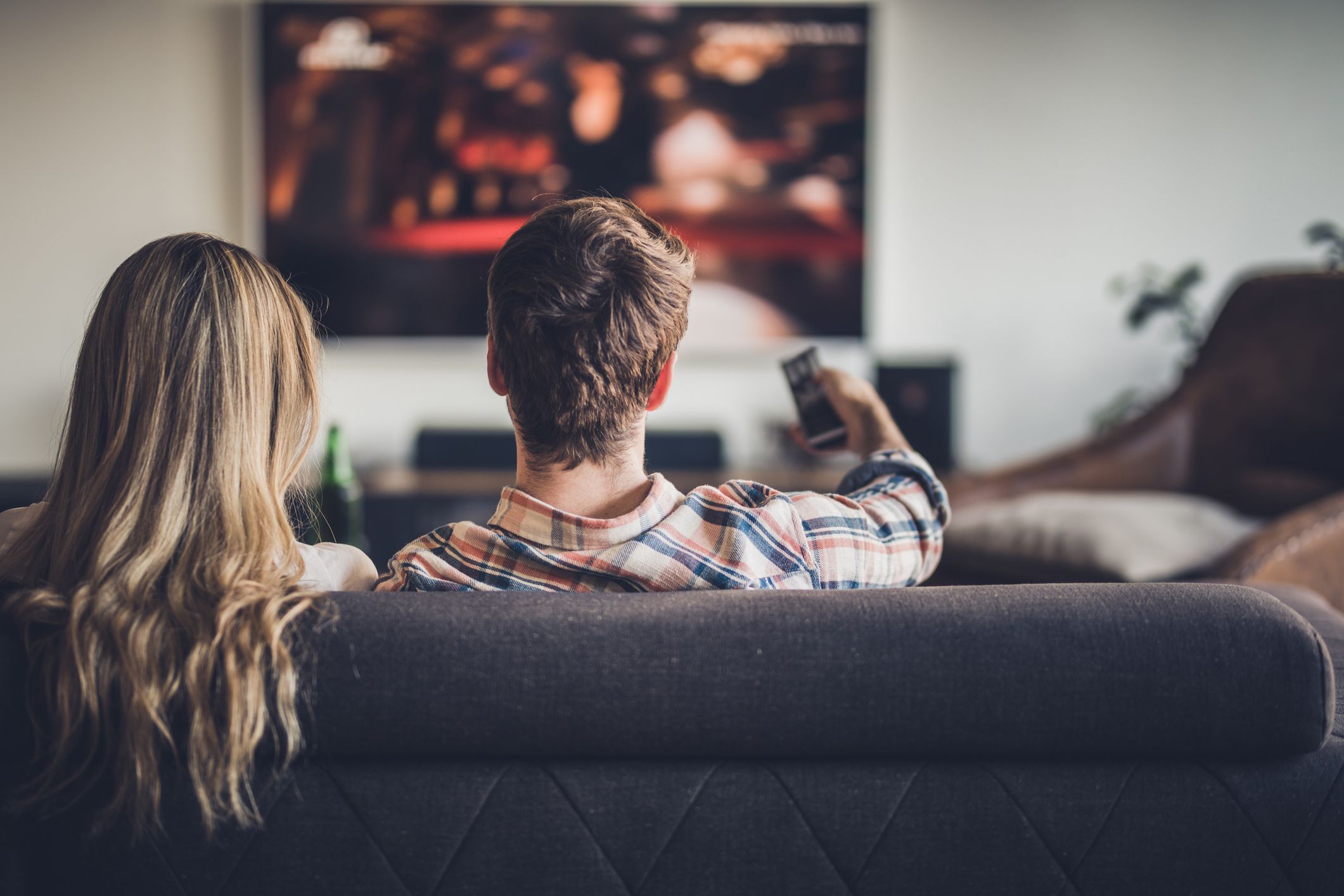 Los síntomas y riesgos de la adicción a la televisión