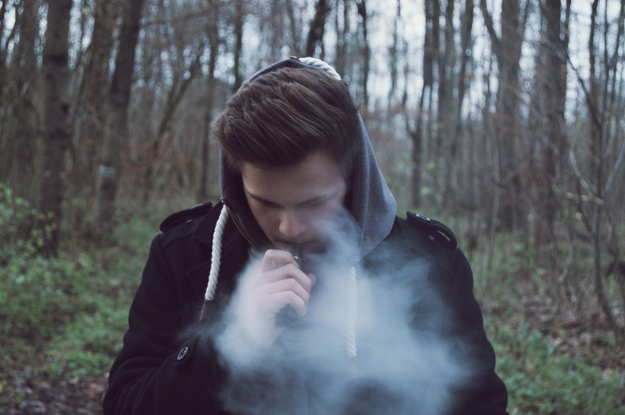 La mitad de los adolescentes que vapean quisieran dejar de fumar, muestra una encuesta